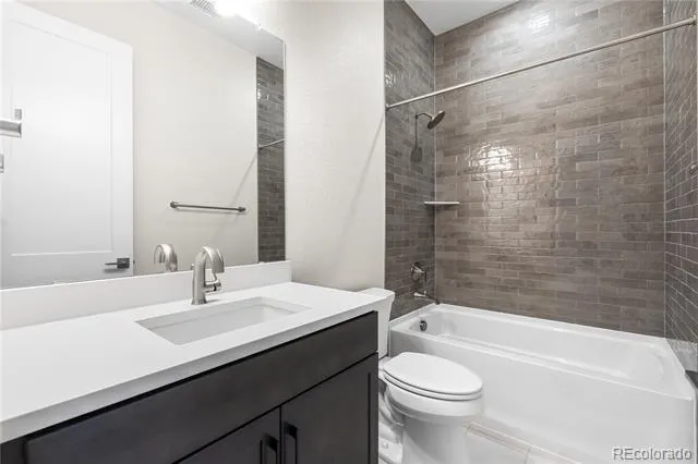 7340 Timberstone Street Castle Pines, CO 80108