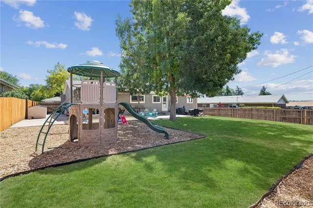 6017 Vivian Court Arvada, CO 80004
