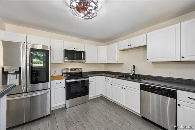 6017 Vivian Court Arvada, CO 80004