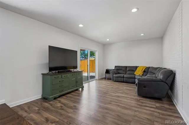 6017 Vivian Court Arvada, CO 80004