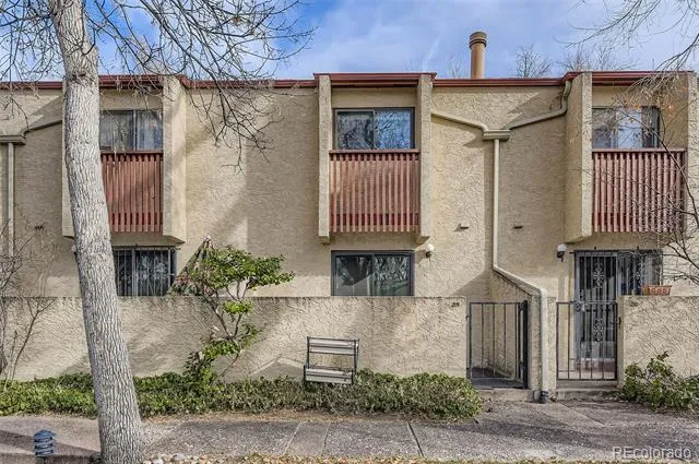 1060 S Parker Road #25 Denver, CO 80231