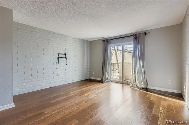 1060 S Parker Road #25 Denver, CO 80231