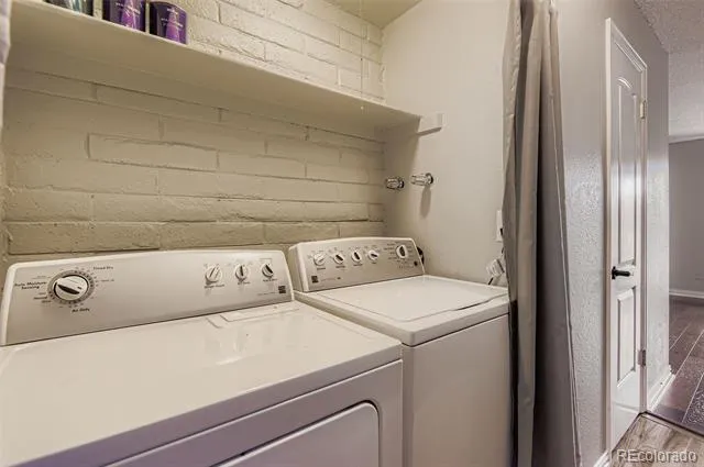 1060 S Parker Road #25 Denver, CO 80231