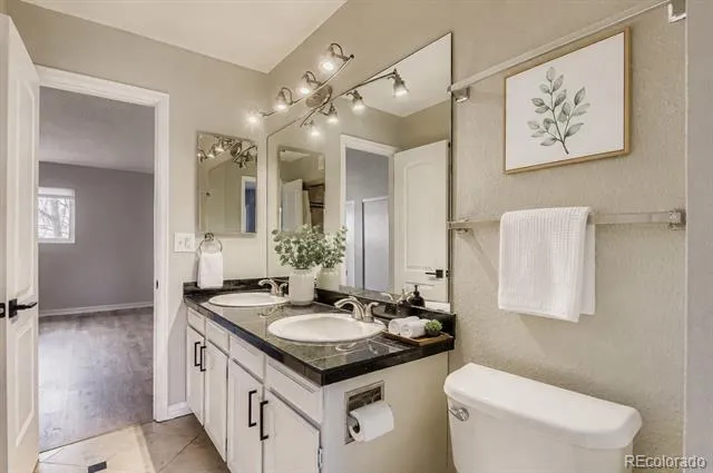 1060 S Parker Road #25 Denver, CO 80231