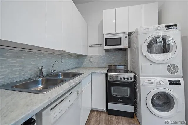 2524 Kensing Court Denver, CO 80211