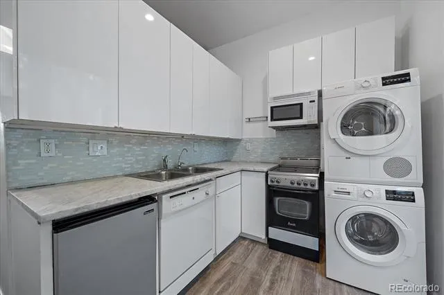 2524 Kensing Court Denver, CO 80211