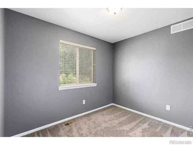 586 Magpie Drive Loveland, CO 80537