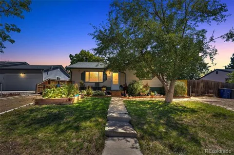 6326 Fenton Street