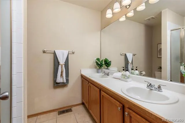 5228 S Jericho Way Aurora, CO 80015