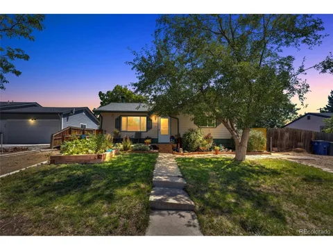 6326 Fenton Street