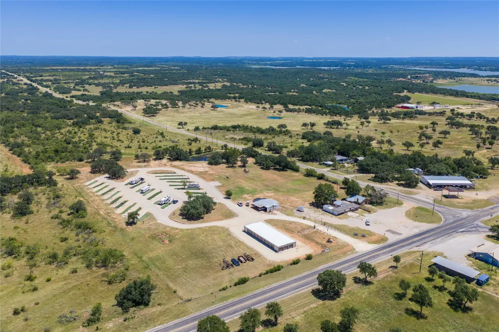 5103 Park Road 15 Brownwood, TX 76801