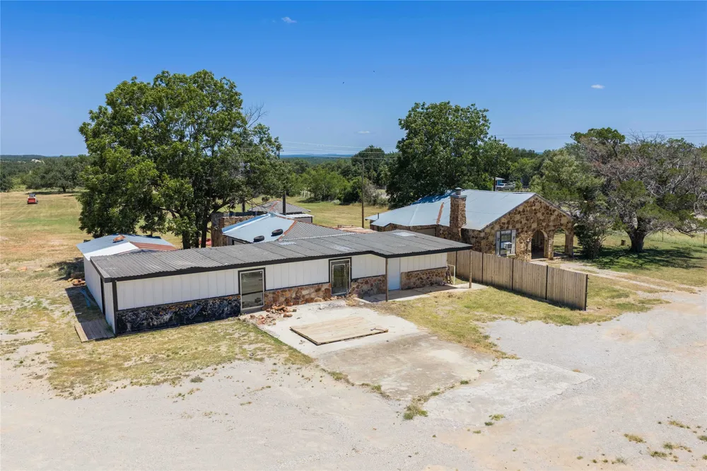 5103 Park Road 15 Brownwood, TX 76801