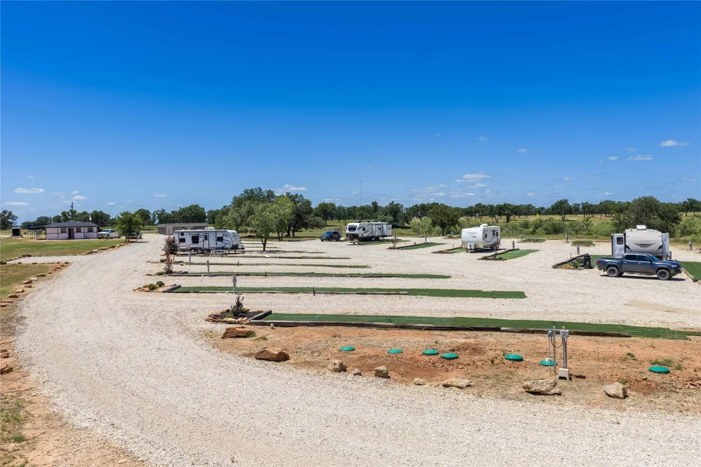 5103 Park Road 15 Brownwood, TX 76801