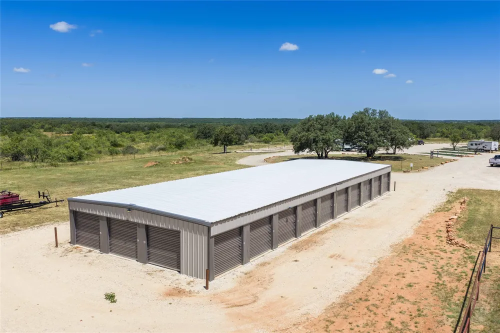 5103 Park Road 15 Brownwood, TX 76801