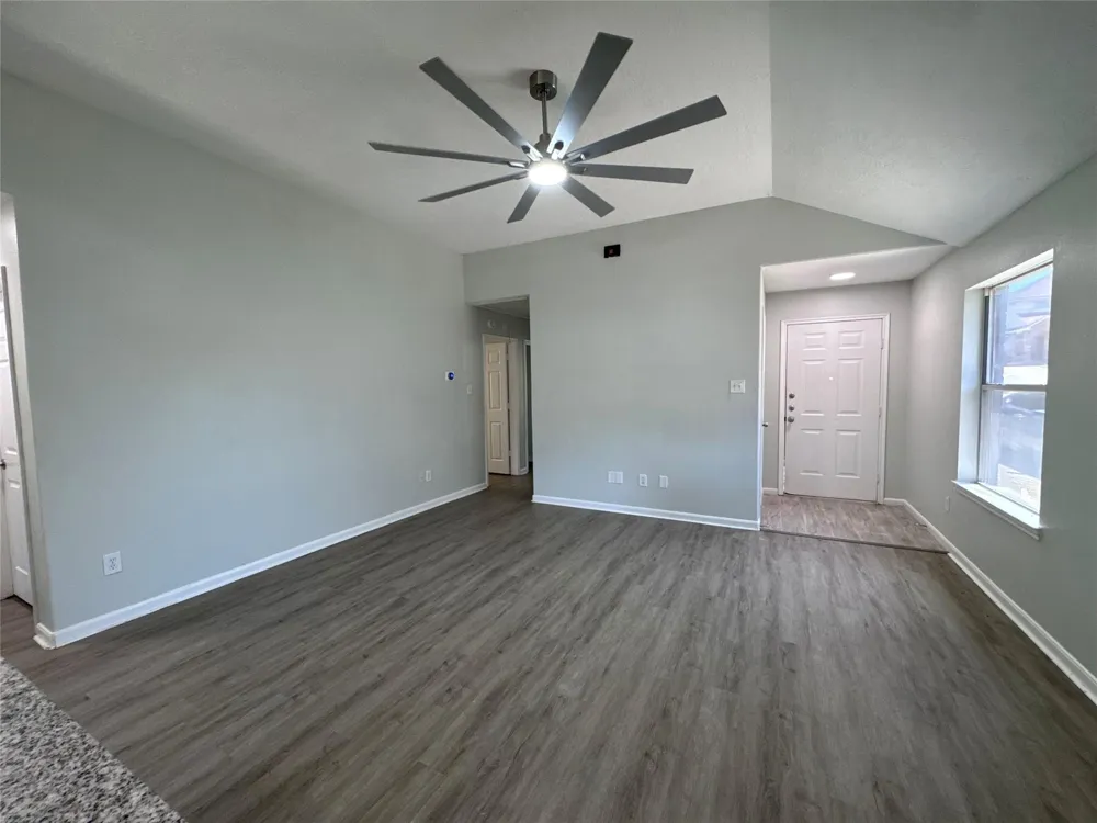 13705 Bighorn Trail Willis, TX 77378