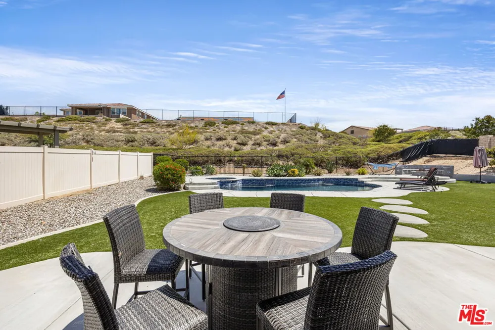 13447 Gold Medal Court Riverside, CA 92503