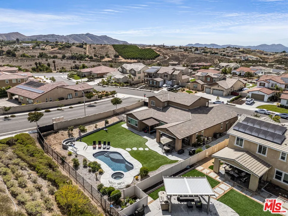13447 Gold Medal Court Riverside, CA 92503