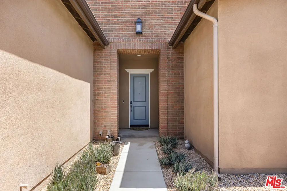13447 Gold Medal Court Riverside, CA 92503