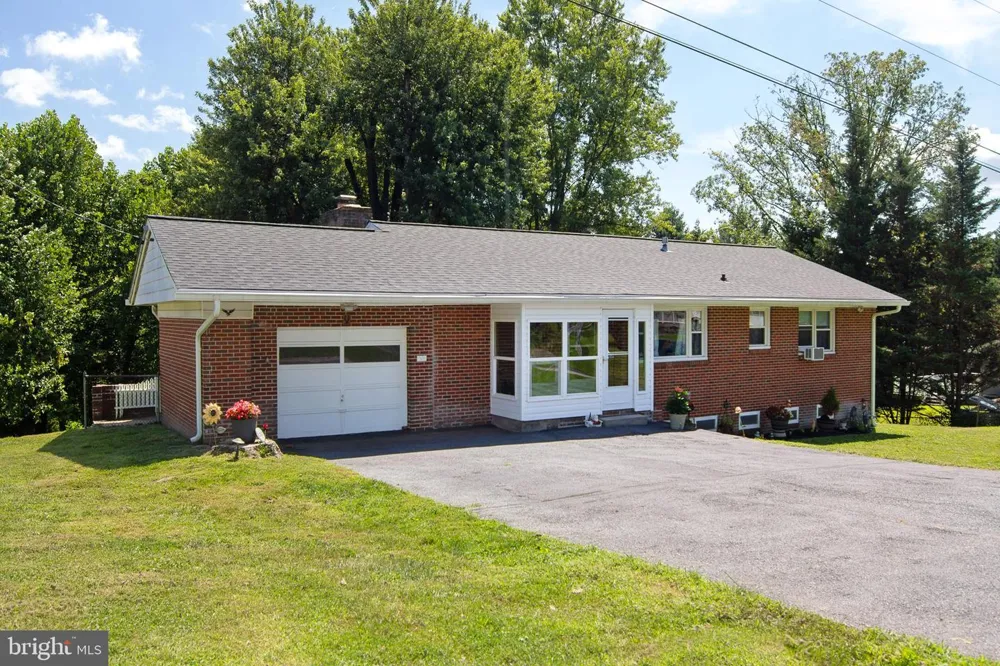 2645 SUNSET LANE Finksburg, MD 21048