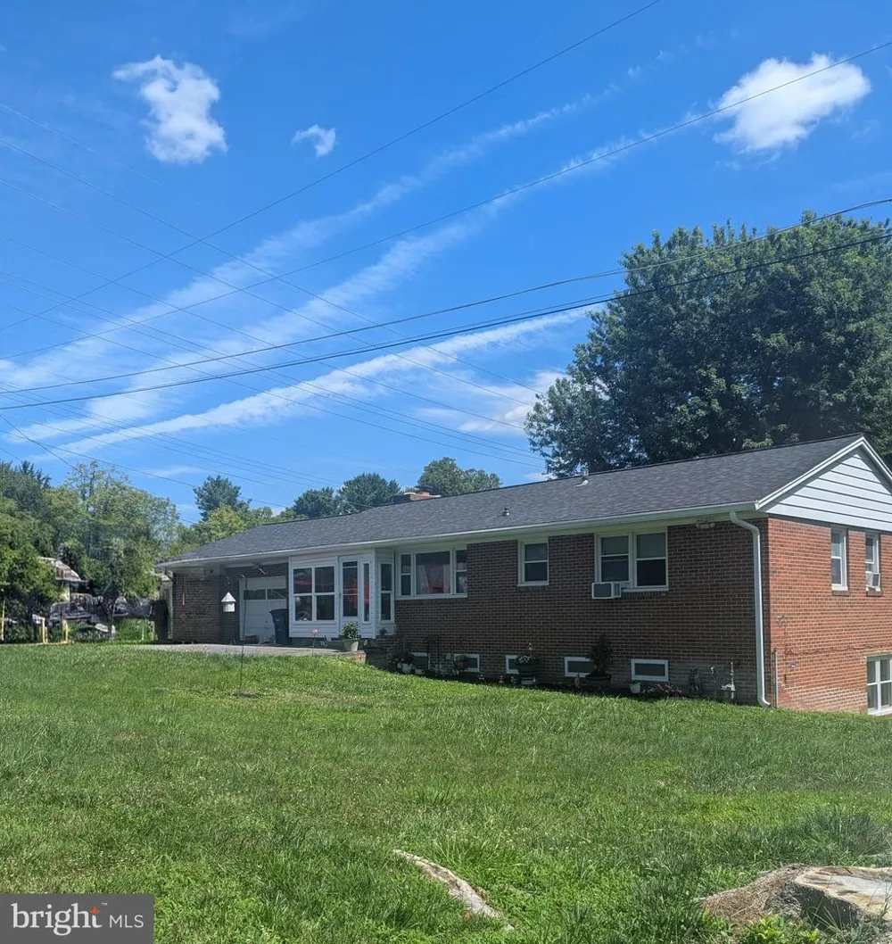 2645 SUNSET LANE Finksburg, MD 21048