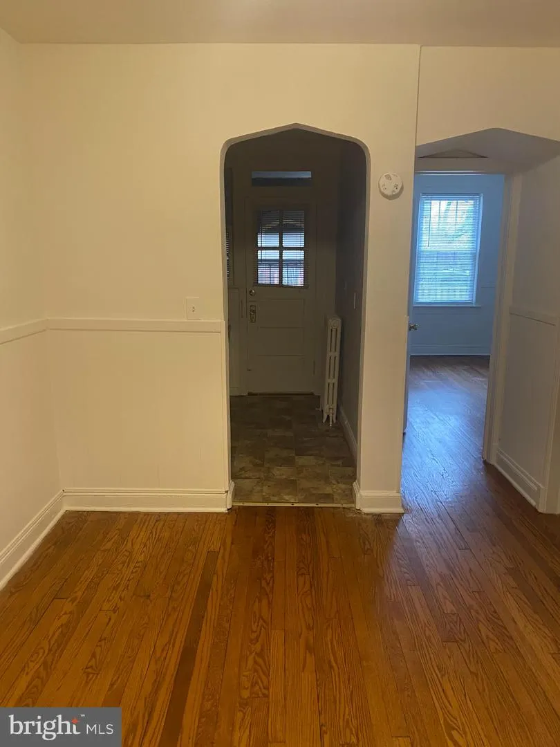 426 E GLENDALE AVENUE #2 Alexandria, VA 22301