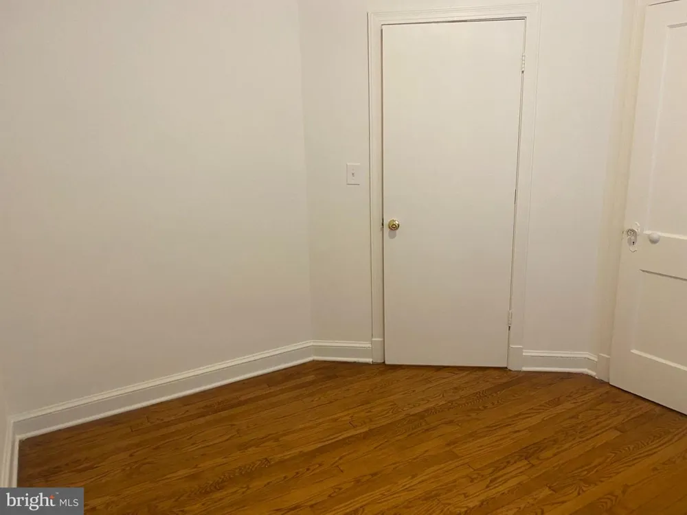 426 E GLENDALE AVENUE #2 Alexandria, VA 22301