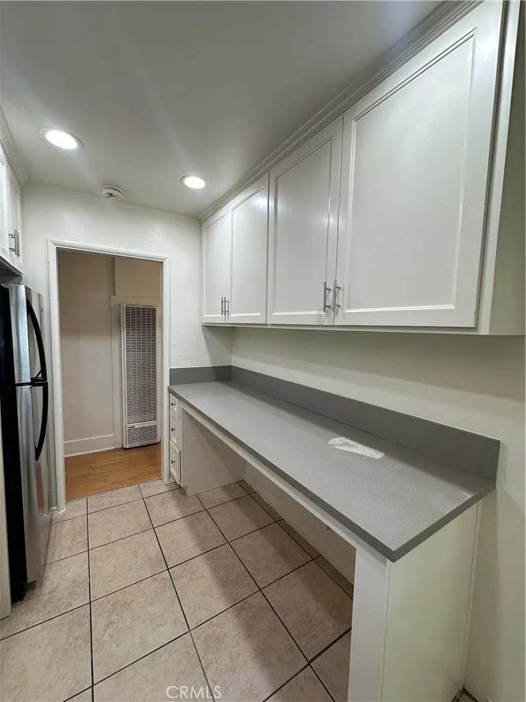1540 W 28th Los Angeles, CA 90007