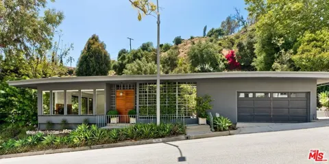 1255 Norman Place