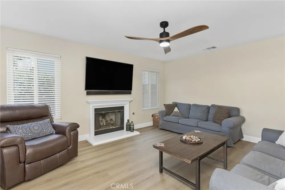 34194 Hidden Cove Yucaipa, CA 92399