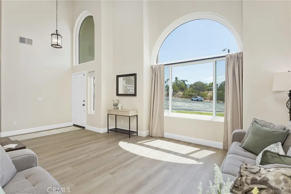 34194 Hidden Cove Yucaipa, CA 92399