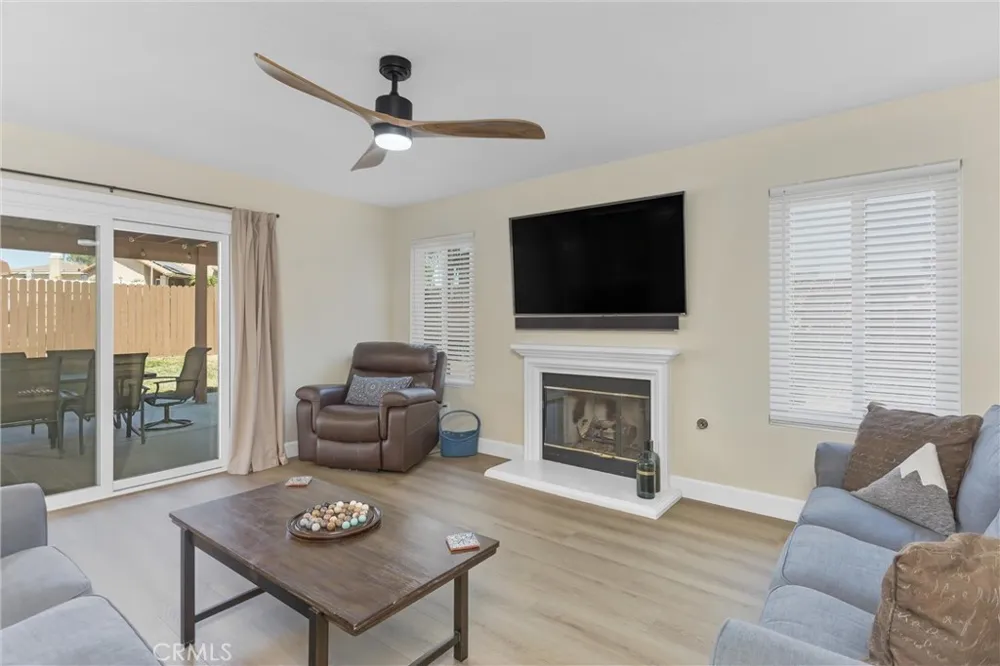 34194 Hidden Cove Yucaipa, CA 92399
