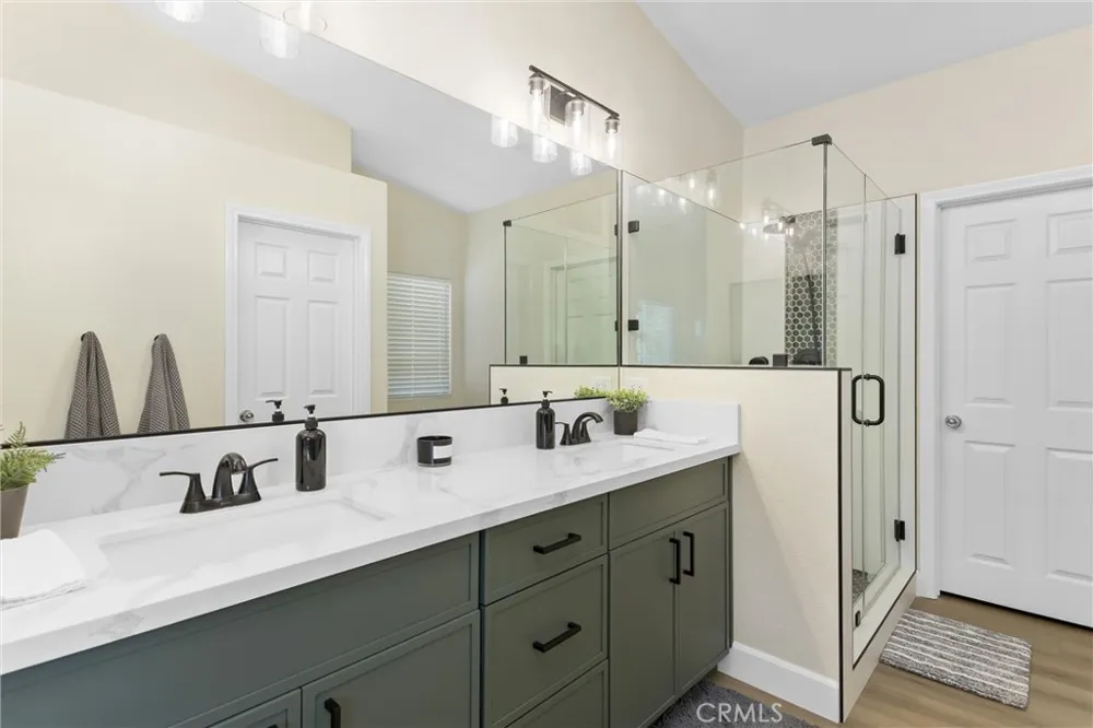 34194 Hidden Cove Yucaipa, CA 92399