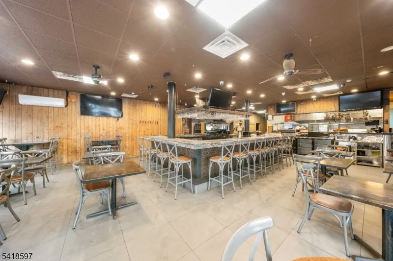 1109 Elizabeth Ave Elizabeth City, NJ 07201