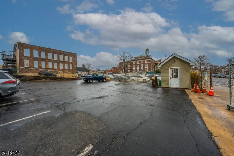 1109 Elizabeth Ave Elizabeth City, NJ 07201
