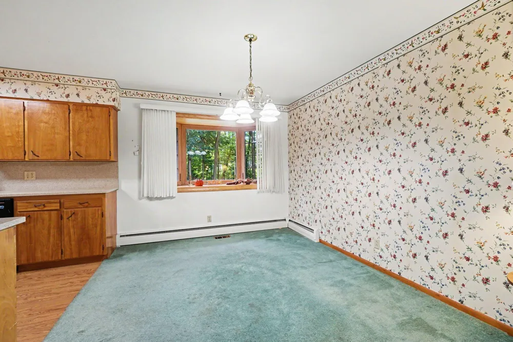 304 Orchard Circle Gobles, MI 49055