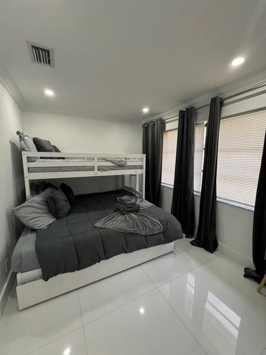 51 Lariat Circle Boca Raton, FL 33487