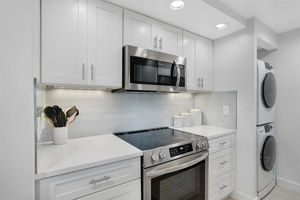 269 NE Edgewater Drive Stuart, FL 34996