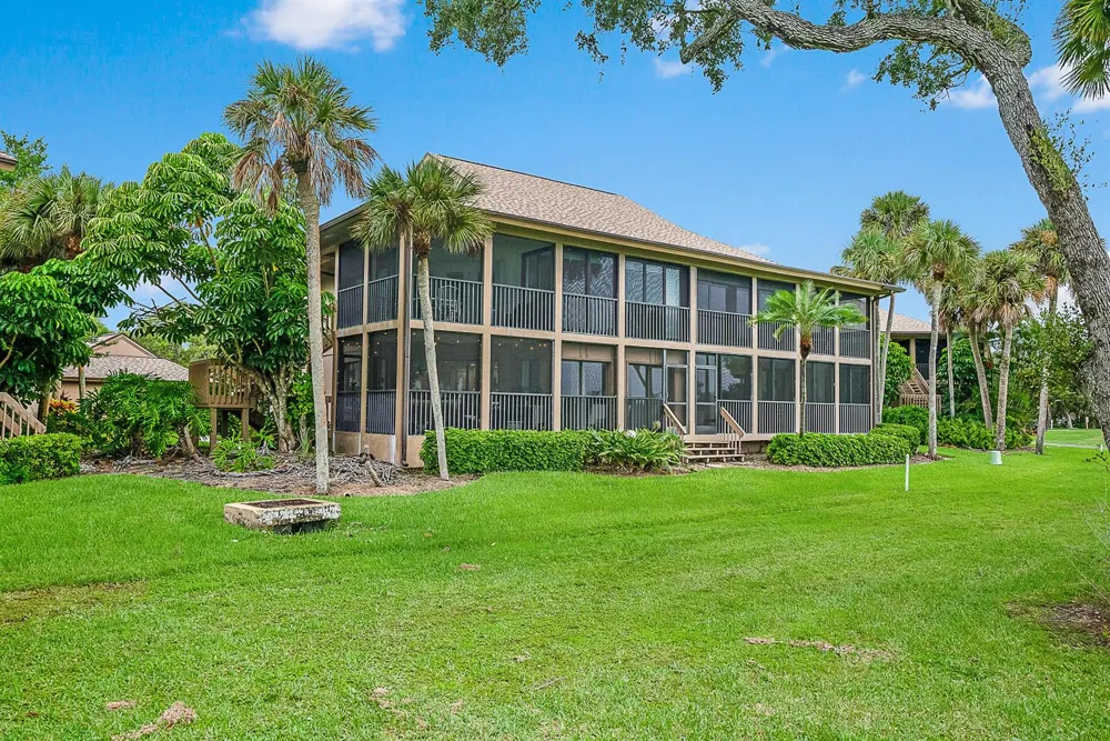 269 NE Edgewater Drive Stuart, FL 34996