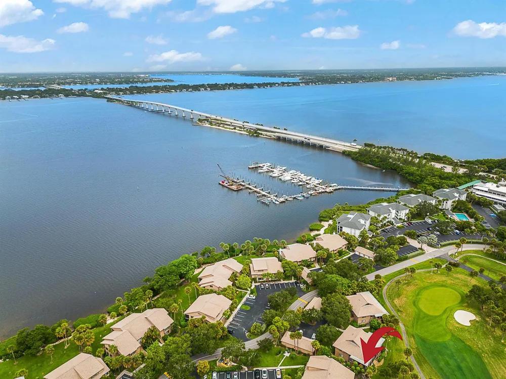 269 NE Edgewater Drive Stuart, FL 34996