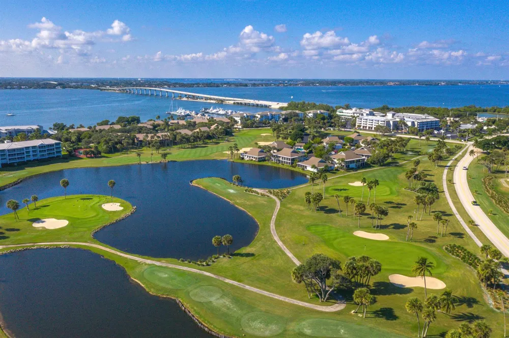 269 NE Edgewater Drive Stuart, FL 34996