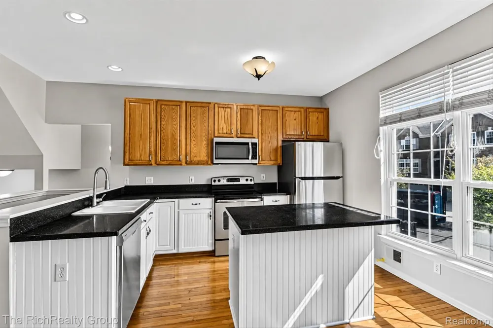 502 CHERRY ORCHARD ROAD Canton Charter Township, MI 48188