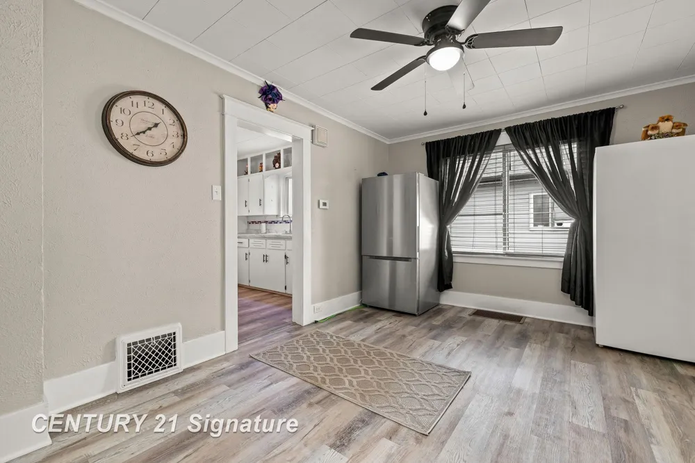 1834 Allegan Street Saginaw City, MI 48602