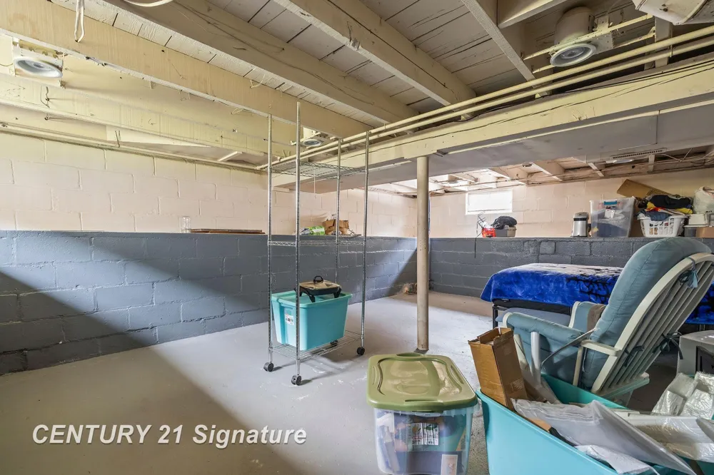 1834 Allegan Street Saginaw City, MI 48602