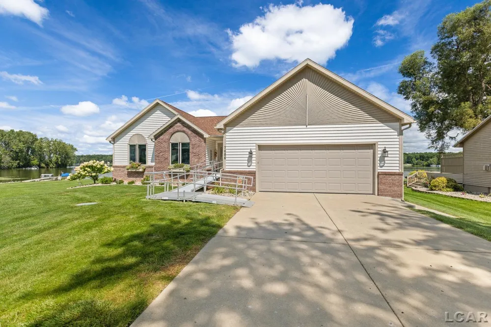 7686 Wadding Drive Cambridge Township, MI 49265