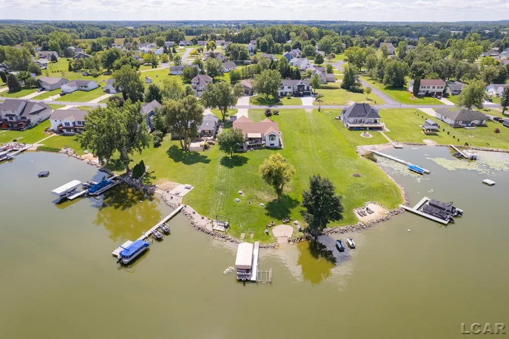 7686 Wadding Drive Cambridge Township, MI 49265