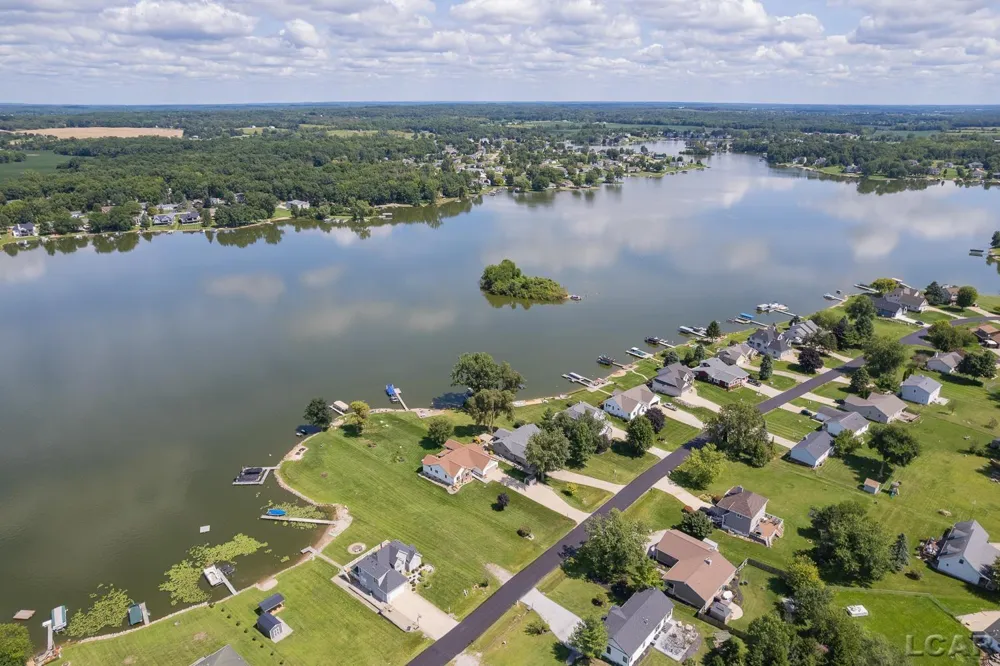 7686 Wadding Drive Cambridge Township, MI 49265