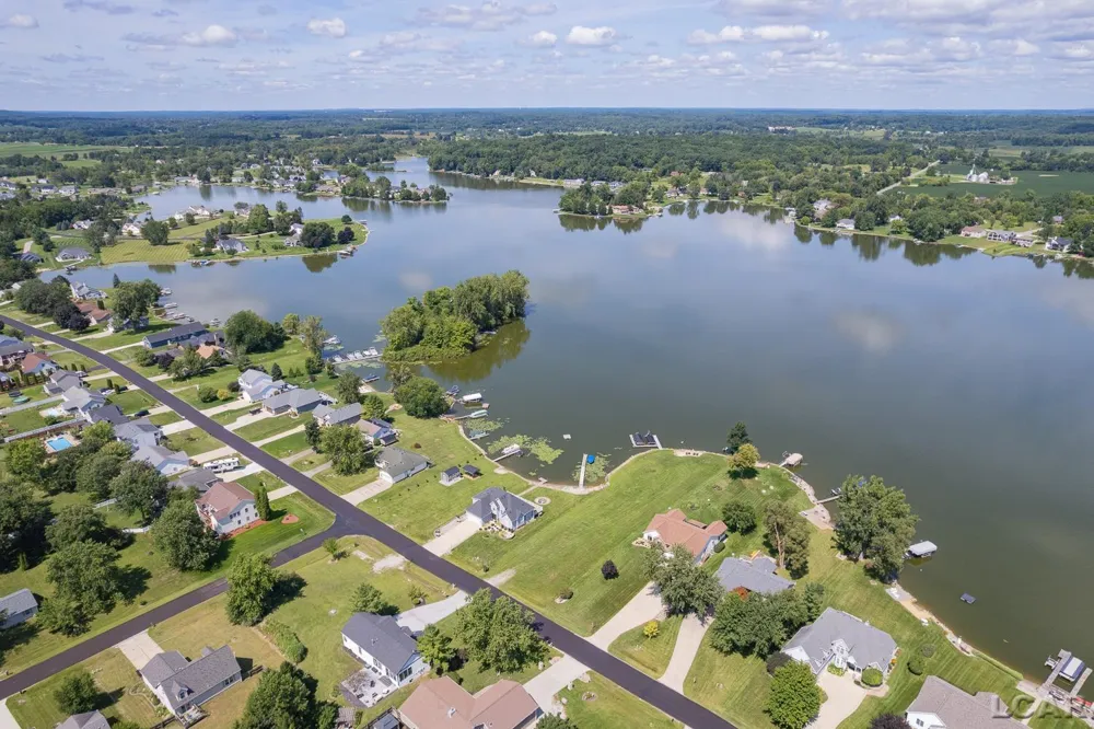 7686 Wadding Drive Cambridge Township, MI 49265