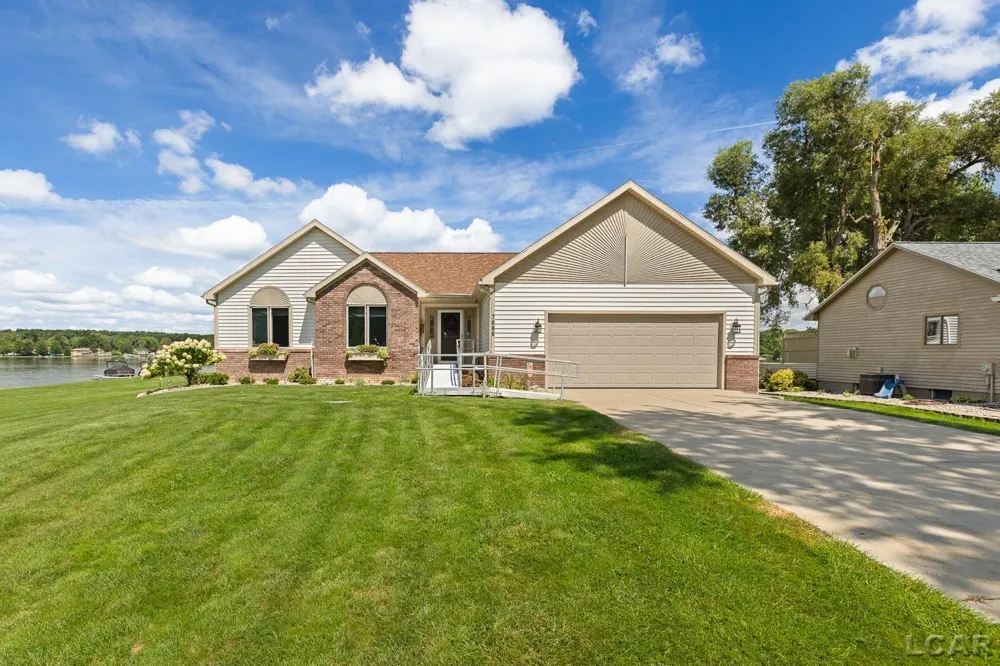 7686 Wadding Drive Cambridge Township, MI 49265