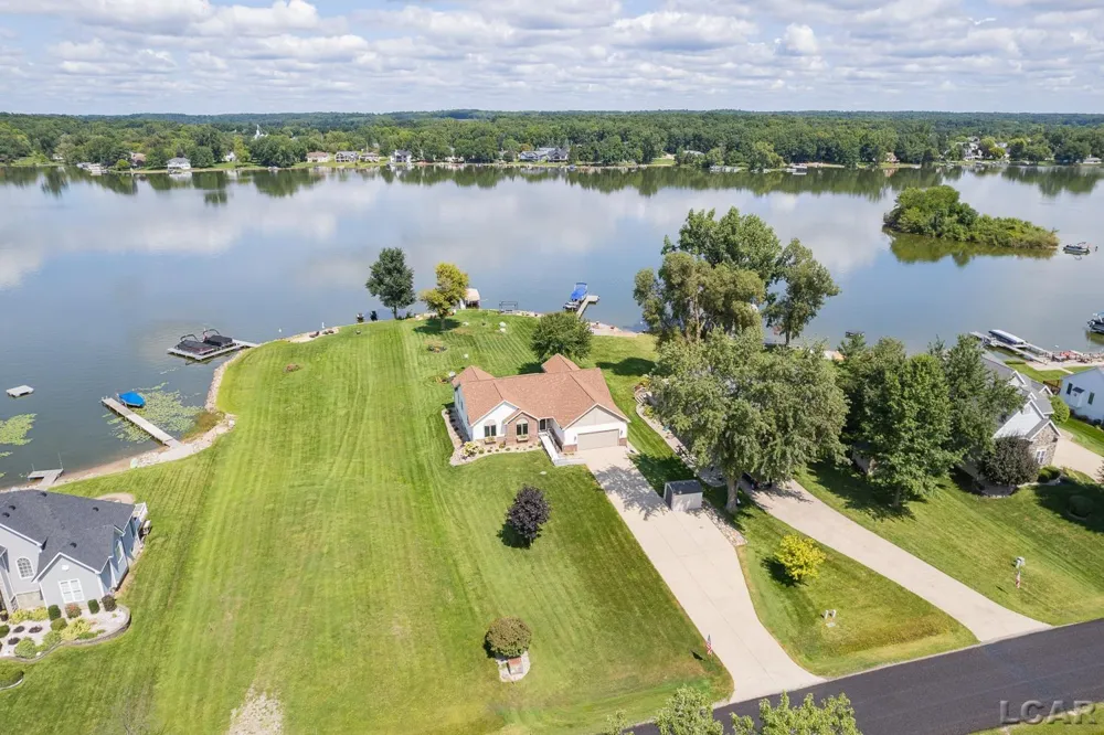 7686 Wadding Drive Cambridge Township, MI 49265