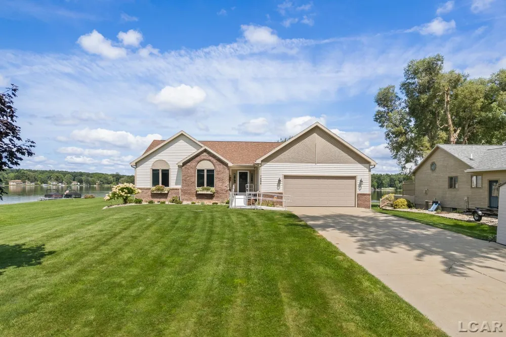 7686 Wadding Drive Cambridge Township, MI 49265